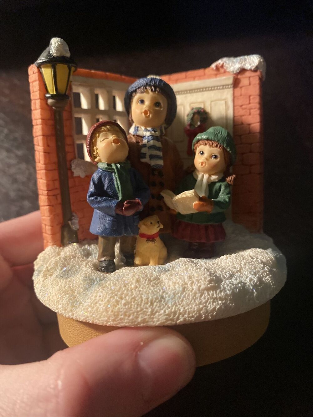 Our America Gift 2000 Carolers Topper Candle With Original Box